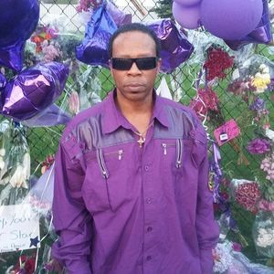 Meet your Posher, Bob